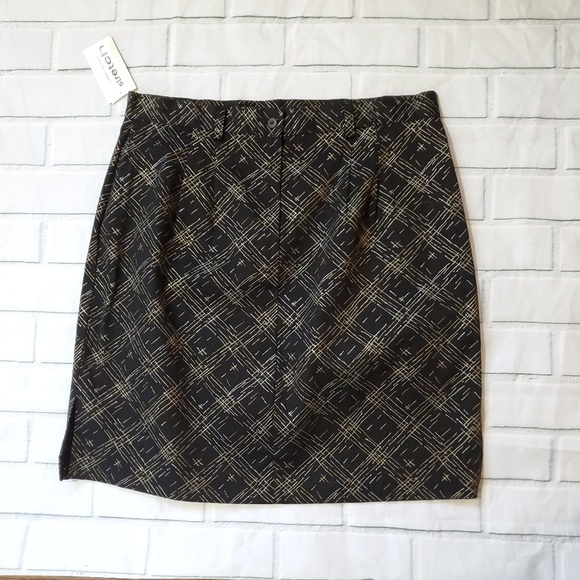 BGC Black Plus Size Skirt Silver Gold Pattern NWT - Picture 2 of 6